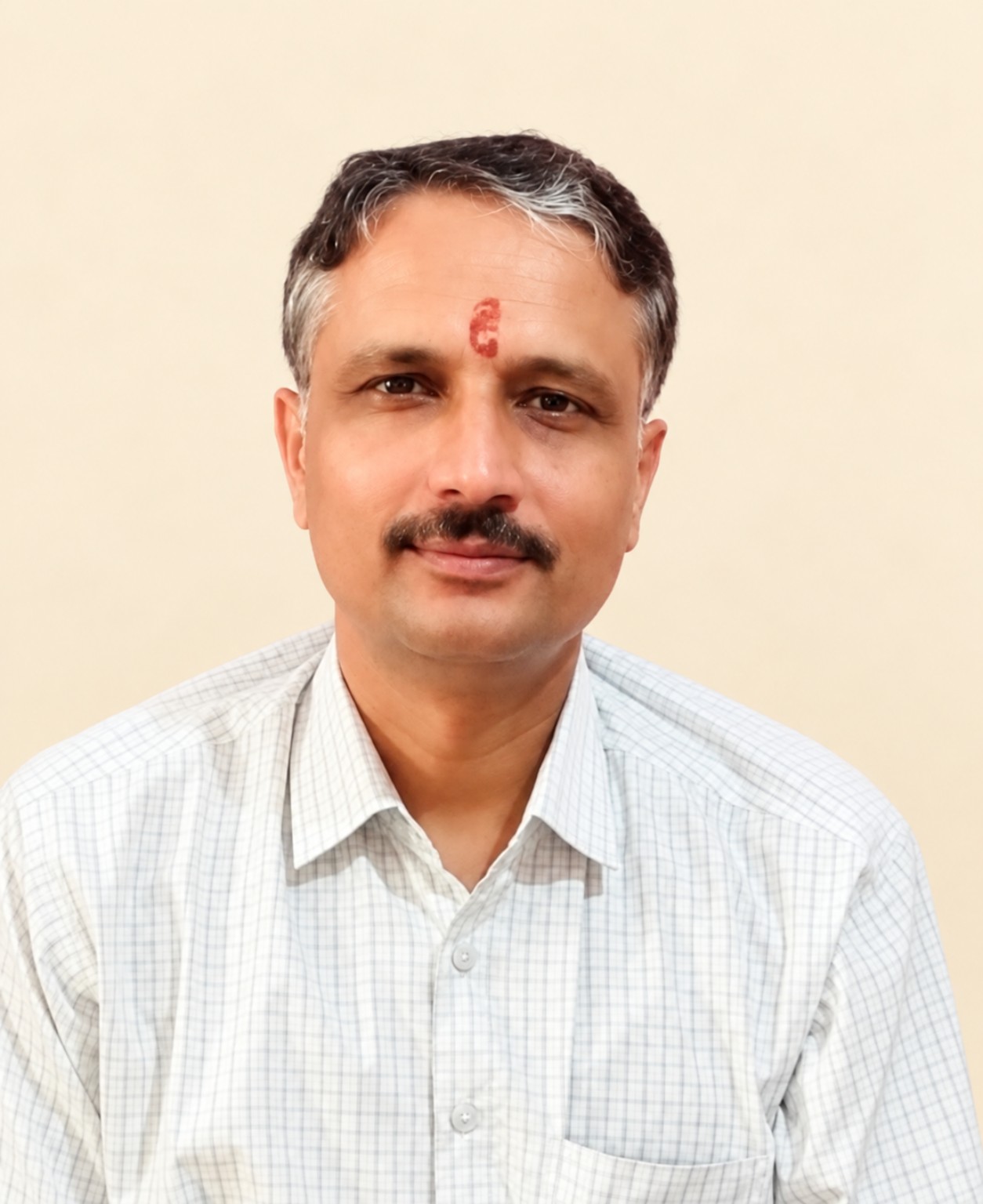 श्री कमलेश त्रिपाठी, पूर्व छात्र समन्वयक