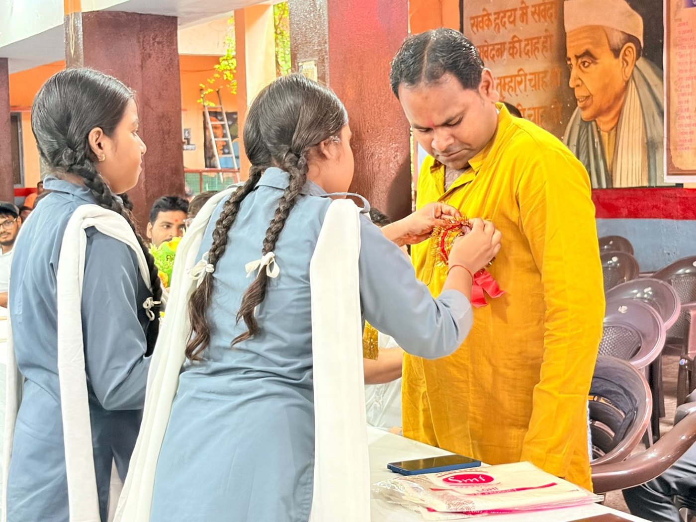 Teachers’ Day Celebration 2026 – students honouring a teacher